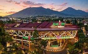 Palace Hotel Cipanas